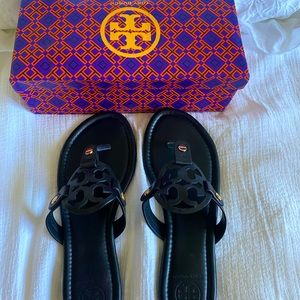 Tory Burch Miller Sandals 🖤